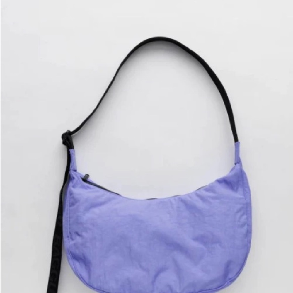 Medium Crescent Baggu